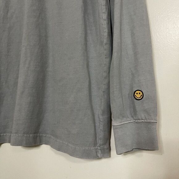 CHINATOWN MARKET gray long sleeve crew neck pullover smiley shirt size Small - Picture 2 of 6